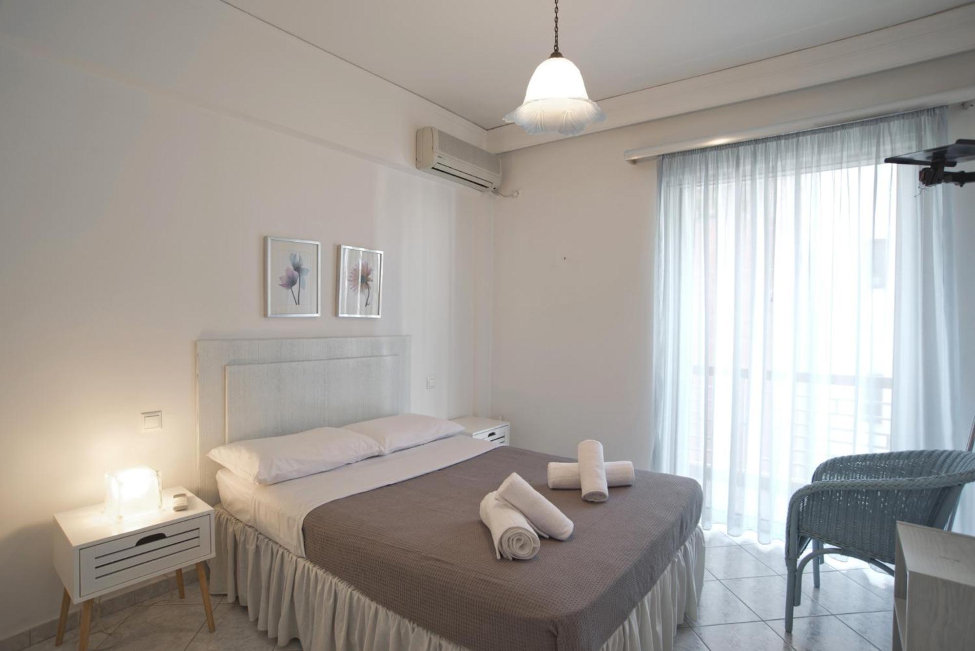 Blue Nest * Athen
